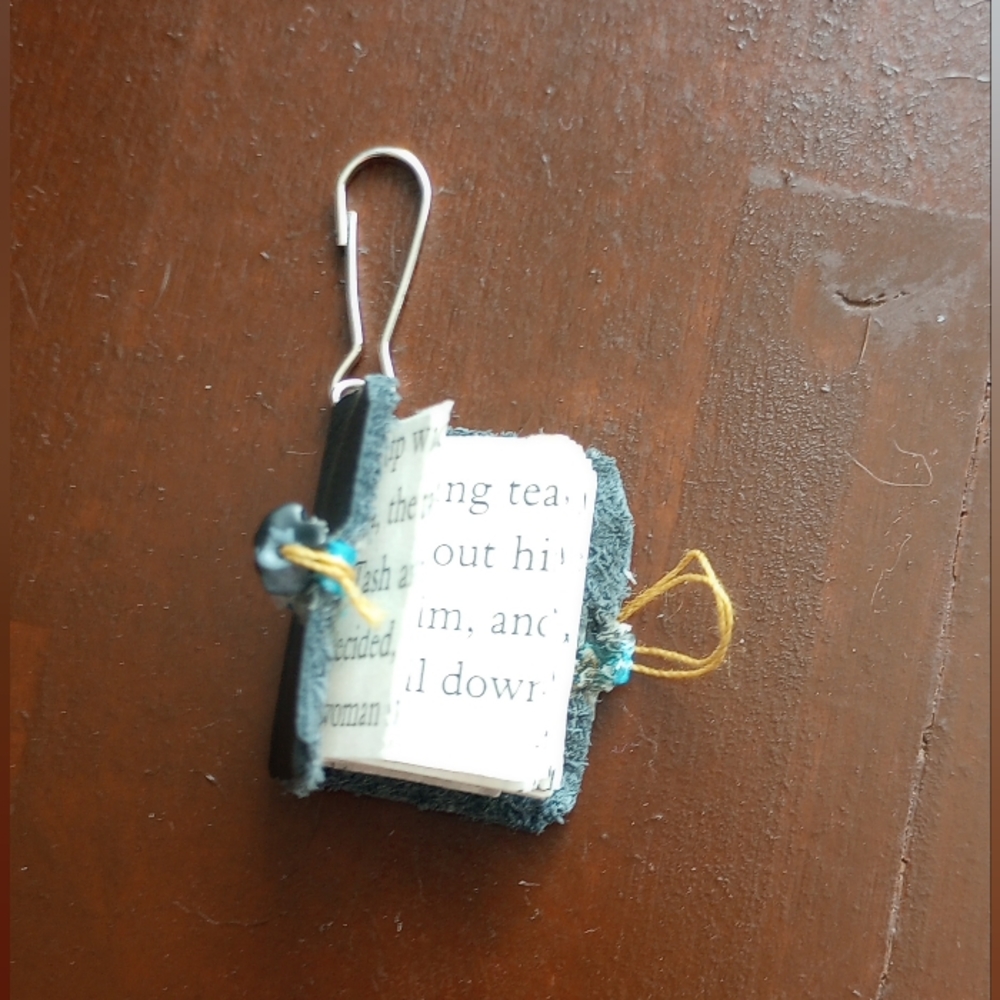 Handmade Mini Journal Books - Picture 3 of 6